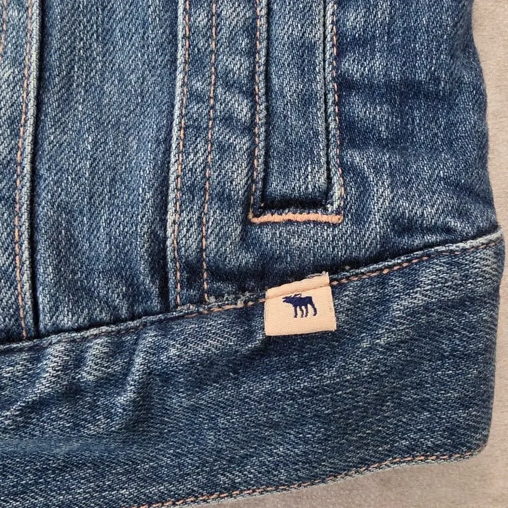 Vtg Y2K Abercrombie Kids Distressed Trucker Style Jean Jacket Size XL